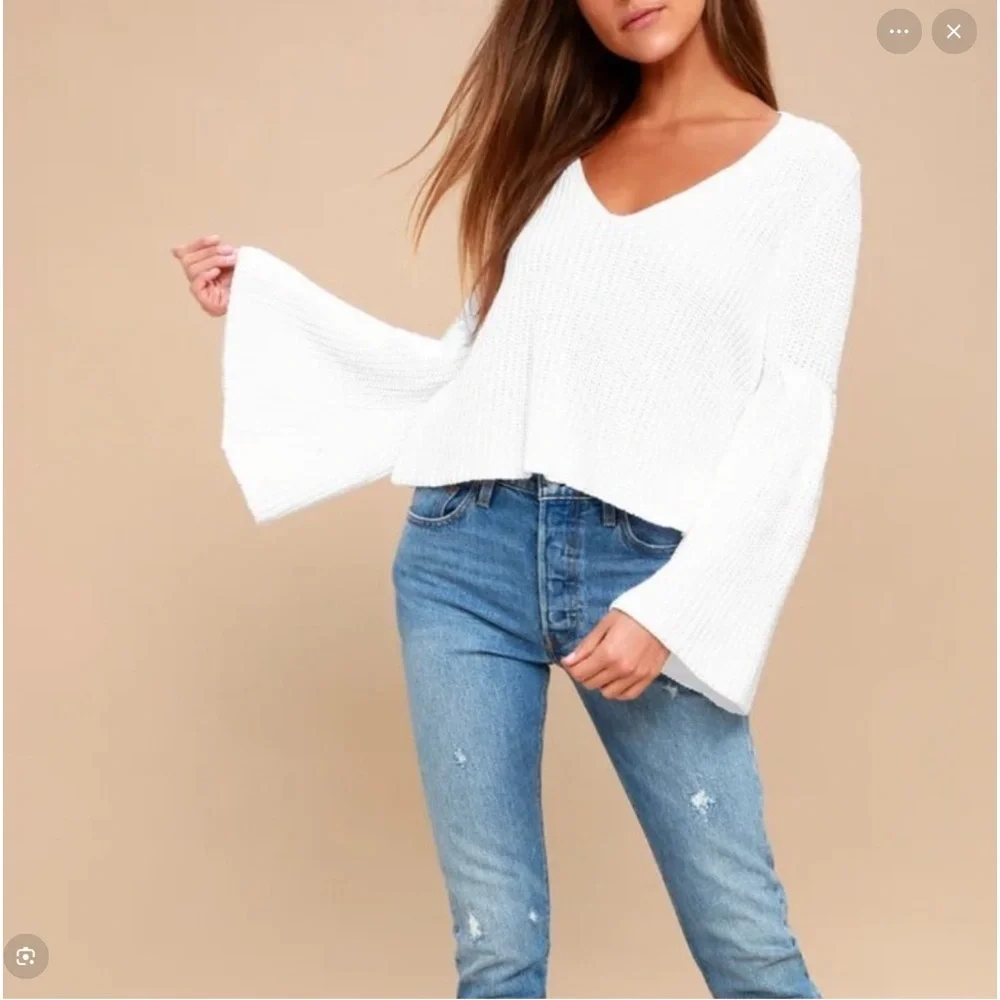 Free People White Bell Sleeve Knit Sweater Size Small